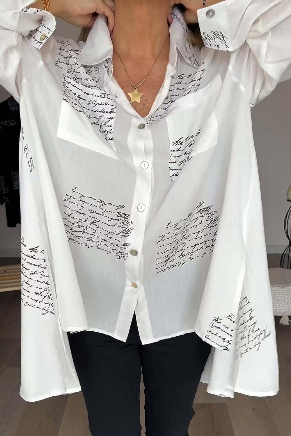 Women’s Oversized Shirt – Slogan Print Shirt with Classic Collar