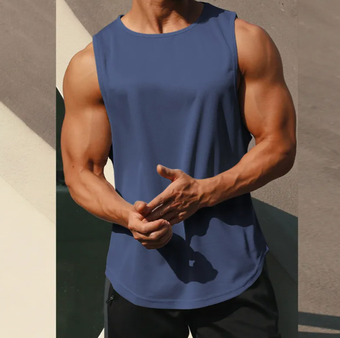 Men’s Sleeveless Training Tank Top – Relaxed Athletic Layer for Gym and Workouts