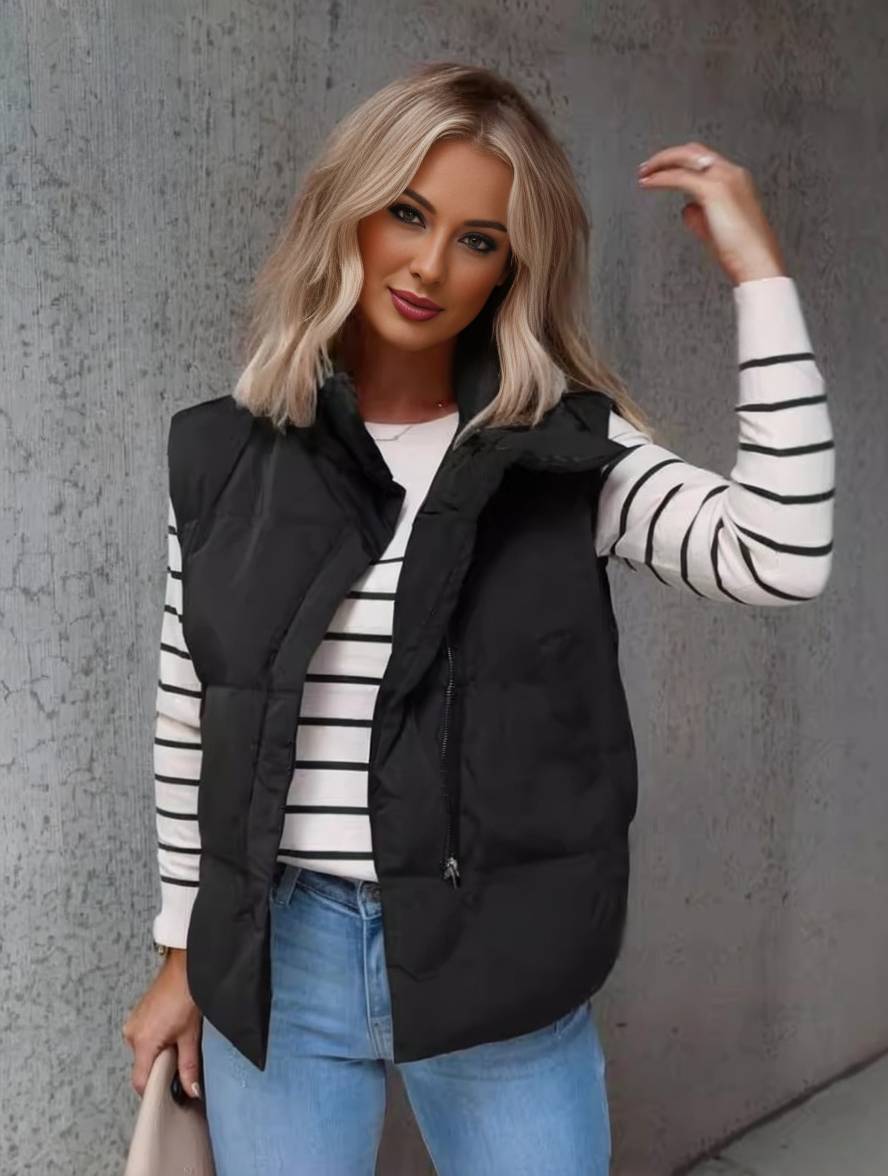 Women’s Sleeveless Puffer Gilet – Lightweight Zip-Front Winter Vest with High Collar and Utility Pockets