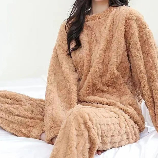 Women’s Plush Cable-Texture Lounge Set – Cosy Long-Sleeve Top and Trousers for Winter Comfort