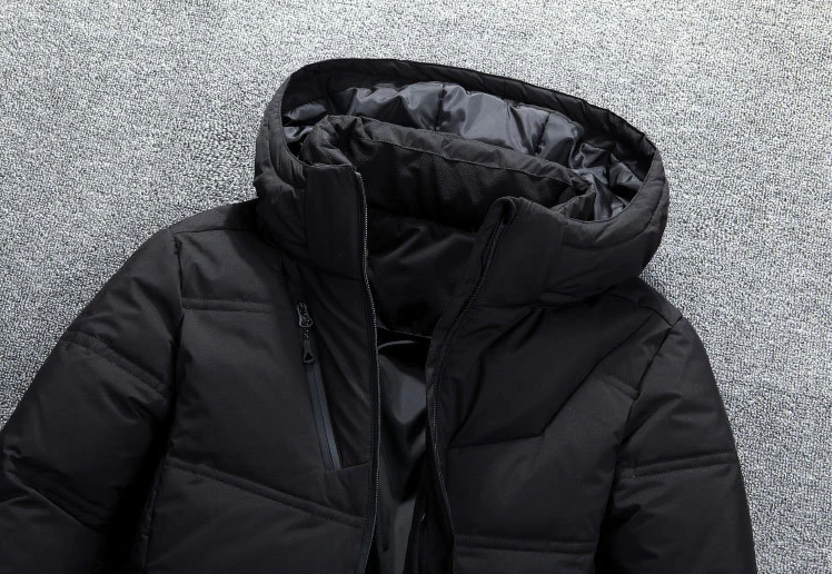 Men’s Detachable-Hood Puffer Winter Jacket – Heavy Insulated Layer for Outdoor Cold-Weather Wear