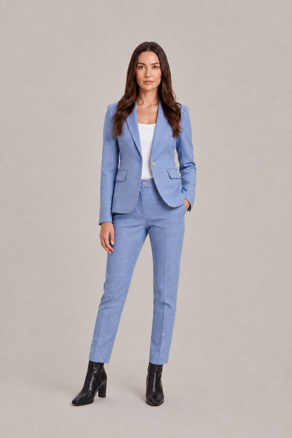 Women’s Tailored Trouser Suit – Fitted Single-Breasted Blazer with Straight-Leg Trousers for Office and Business Wear