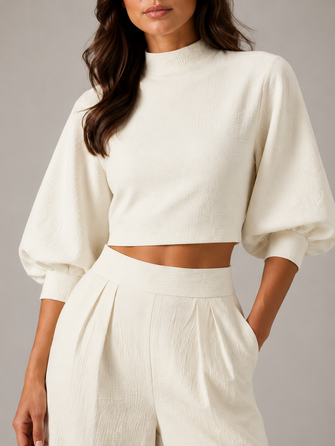 Women’s Cropped Balloon-Sleeve Two-Piece Set – High-Neck Top with Pleated Wide-Leg Trousers for Summer Occasions