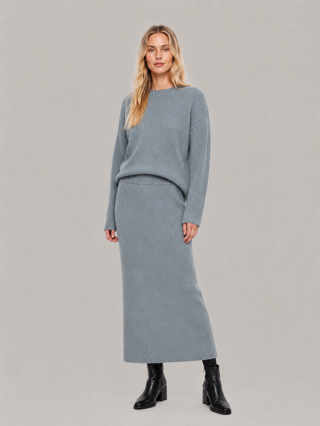 Women’s Ribbed Knit Two-Piece Set – Relaxed Crew-Neck Sweater with Fitted Maxi Skirt for Autumn Wear