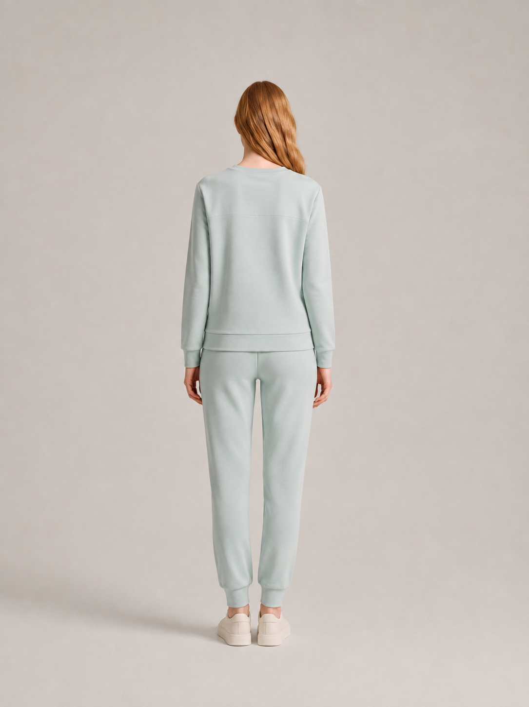 Women’s Thermal Lounge Set – Long-Sleeve Sweatshirt with Fleece-Lined Joggers for Cold-Weather Layering and Home Wear