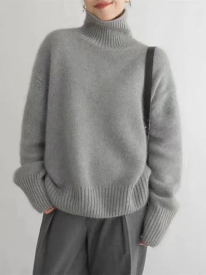 Women’s Roll-Neck Jumper – Drop-Shoulder Fine Knit with High Collar