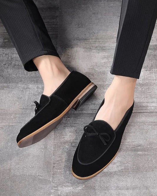 Men’s Suede Loafers – Bow-Detail Slip-On Shoes with Refined Low-Heel Dress Silhouette