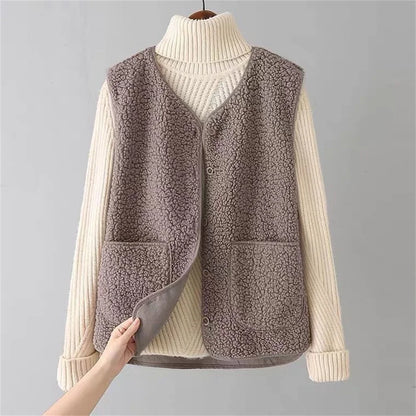Women’s Teddy Fleece Gilet – Button Front with Patch Side Pockets