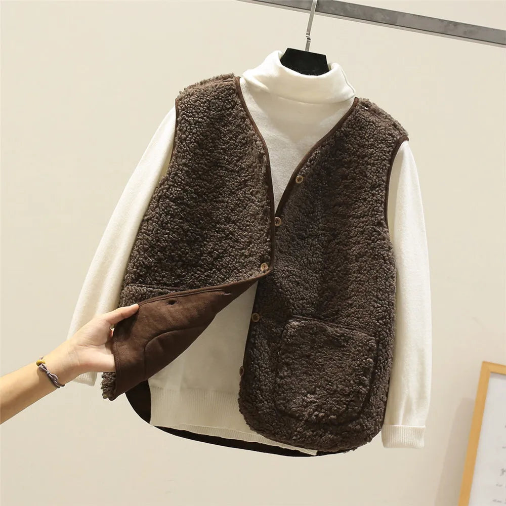 Women’s Teddy Fleece Gilet – Button Front with Patch Side Pockets