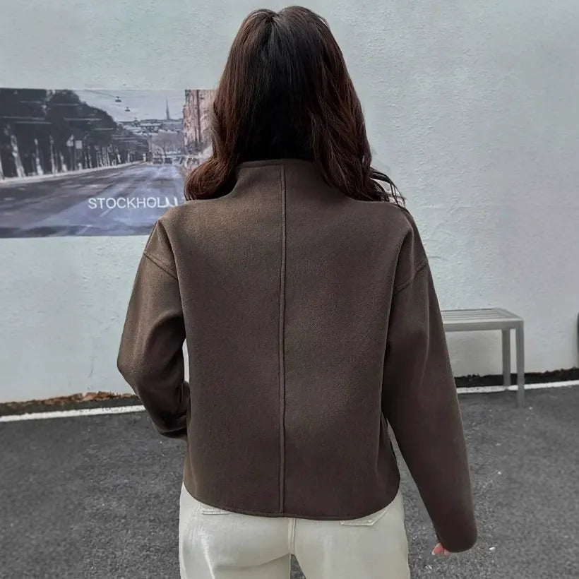 Women’s Cropped Stand-Collar Jacket – Relaxed Zip-Front Layer for Everyday Wear