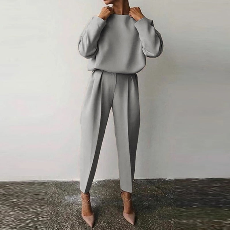Women’s Pleated Trouser Co-Ord Set – Relaxed Balloon-Sleeve Top with Tapered Ankle Trousers for Smart Casual Wear
