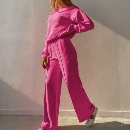 Women’s Tracksuit – Crew-Neck Sweatshirt with Matching Joggers