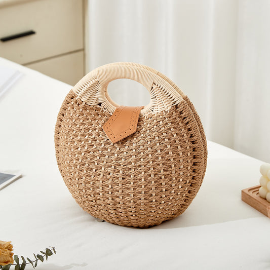 Women’s Handwoven Shell Beach Bag – Round Straw Tote with Circular Handle for Summer Days