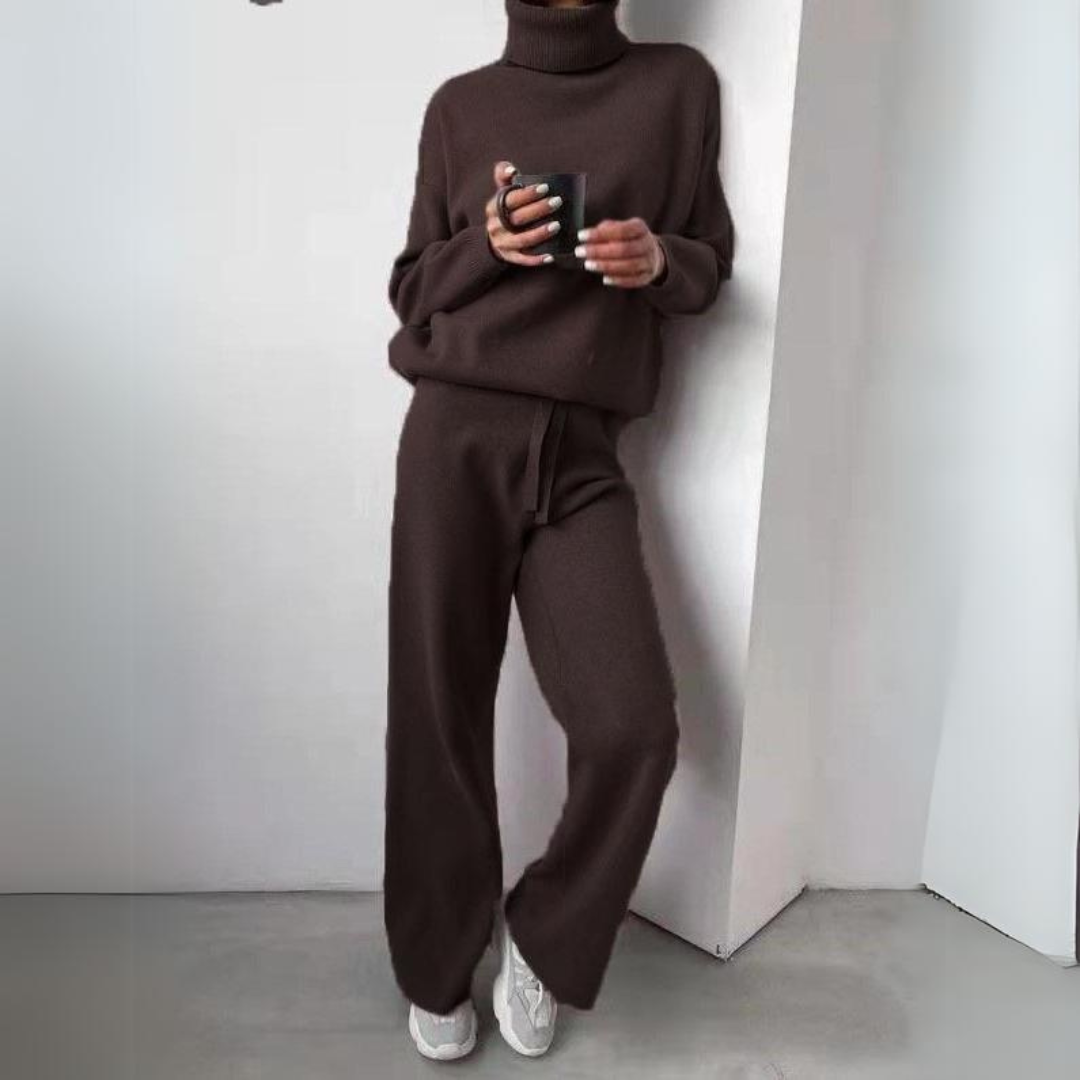Women’s Relaxed Turtleneck Knit Set – Soft Pullover and Drawstring Wide-Leg Trousers for Autumn and Winter