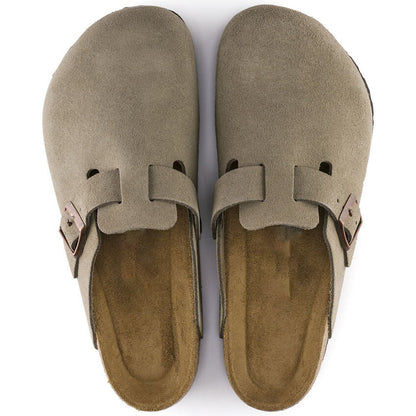 Men’s Adjustable Suede Clogs – Closed-Toe Slip-On Design with Contoured Footbed and Buckle Strap