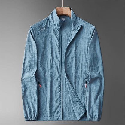 Men’s Lightweight Stand-Collar Jacket – Shoulder-Panel Zip Layer for Casual Seasonal Wear