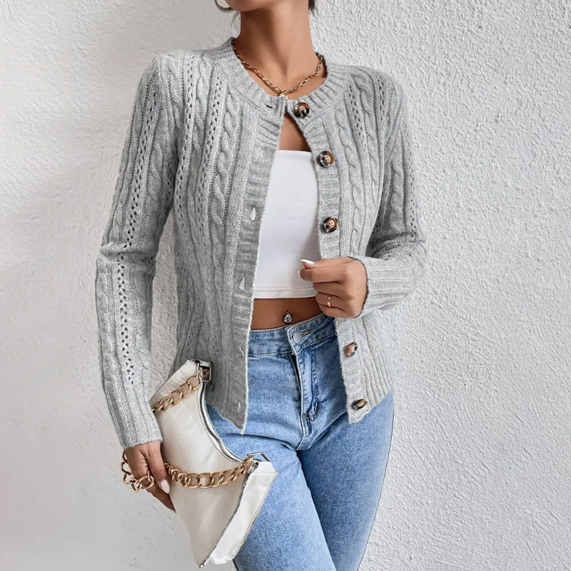 Women’s Cable-Knit Cardigan – Round Neck with Button Placket