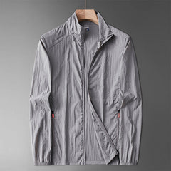 Men’s Lightweight Stand-Collar Jacket – Shoulder-Panel Zip Layer for Casual Seasonal Wear
