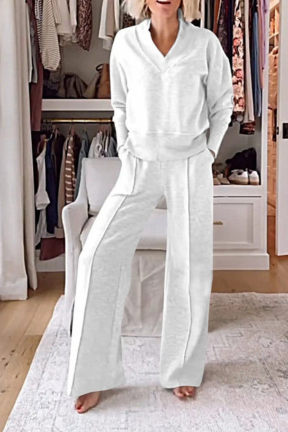 Women’s Relaxed V-Neck Matching Set – Long-Sleeve Pullover with Flowing Wide-Leg Trousers for Daily Wear