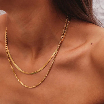 Women’s Layered Gold-Plated Necklace – Double Stainless Steel Chain with Mixed Textures for Everyday and Evening Wear