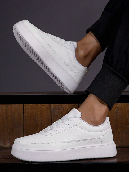 Men’s Minimalist Low-Top Sneakers – Streamlined Lace-Up Trainers with Cushioned Platform Sole for Everyday Wear