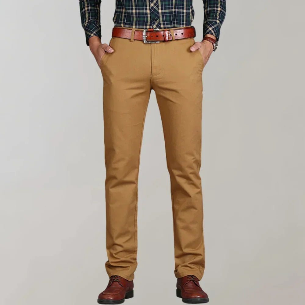 Men’s Slim-Fit Chinos – Refined Everyday Trousers for Smart Casual Wear