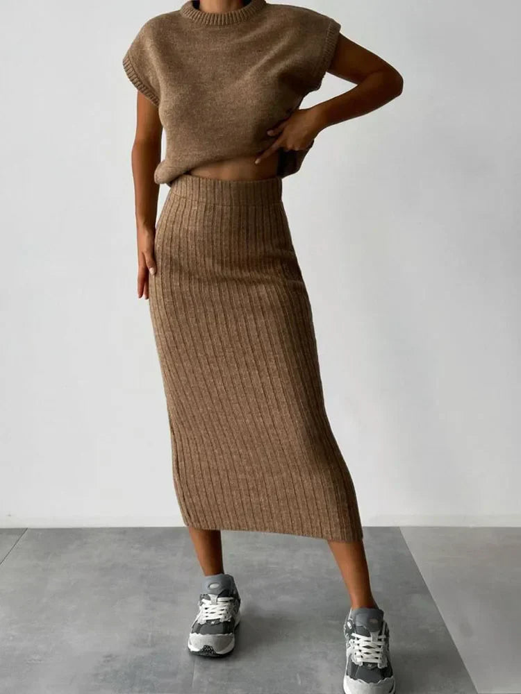 Women’s Cap-Sleeve Knit Skirt Set – Relaxed Crew-Neck Top with Ribbed Midi Skirt for Everyday Wear
