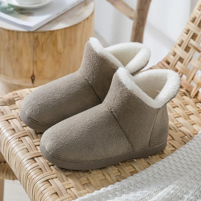 Women’s Plush-Lined Winter Boot Slippers – Warm Non-Slip Indoor House Shoes for Cosy Everyday Home Comfort