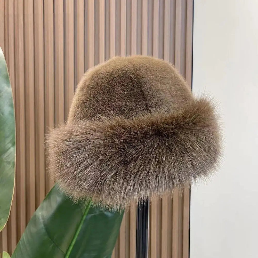 Women’s Plush Faux-Fur Winter Hat – Thermal Windproof Ear-Covering Ski Cap for Warm Cold-Weather Wear