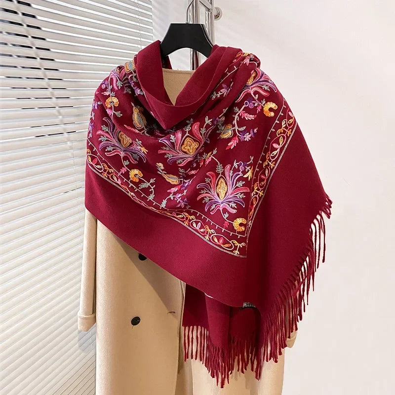 Women’s Soft Printed Winter Scarf – Oversized Fringed Wrap for Elegant Cold-Weather Layering