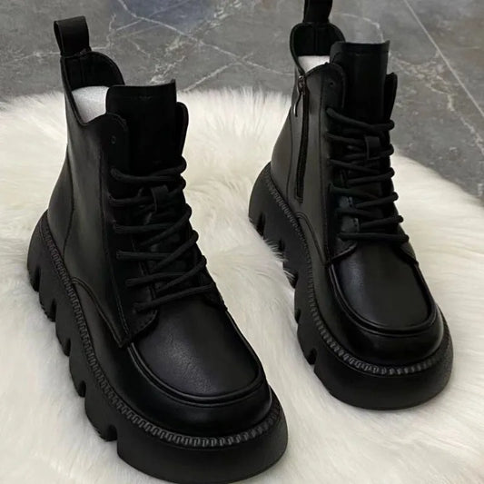 Women’s Chunky Platform Ankle Boots – Lace-Up Side-Zip Lug-Sole Winter Combat Boots with Retro Styling