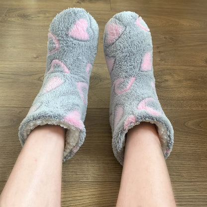 Women’s Plush-Lined Winter Boot Slippers – Warm Non-Slip Indoor House Shoes for Autumn and Winter Comfort