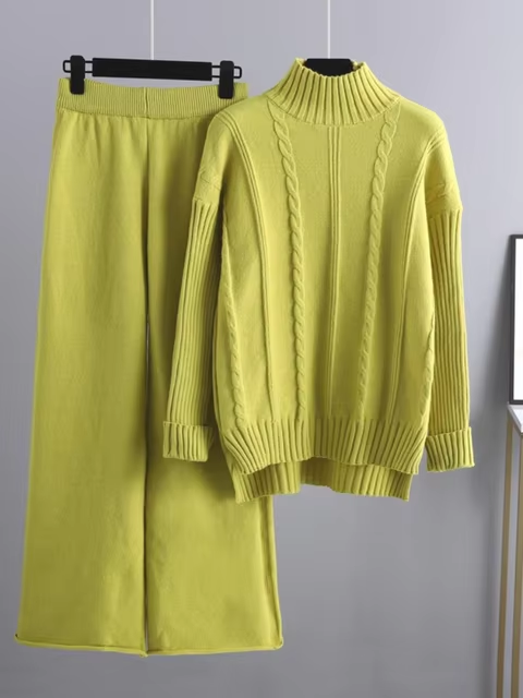 Women’s Ribbed Turtleneck Knit Set – Relaxed Long-Sleeve Jumper and Wide-Leg Trousers for Cold-Weather Wear