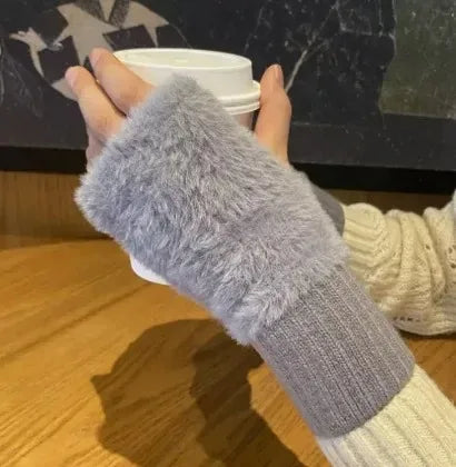 Women’s Soft Faux-Fur Fingerless Winter Gloves – Warm Wrist-Length Hand Warmers for Everyday Wear