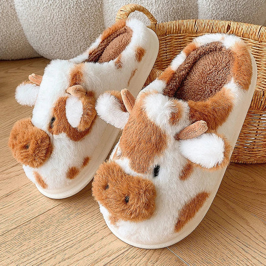 Women’s Plush Cow Slippers – Cosy Closed-Toe House Shoes with Playful Animal Design