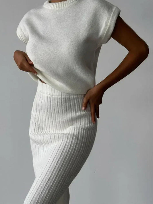 Women’s Cap-Sleeve Knit Skirt Set – Relaxed Crew-Neck Top with Ribbed Midi Skirt for Everyday Wear