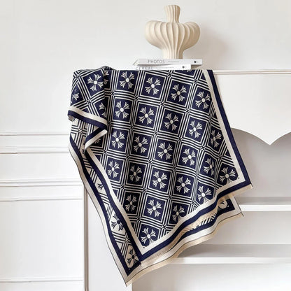 Women’s Cashmere-Feel Winter Scarf – Soft Oversized Printed Wrap for Warm Everyday Layering and Elegant Cold-Weather Styling