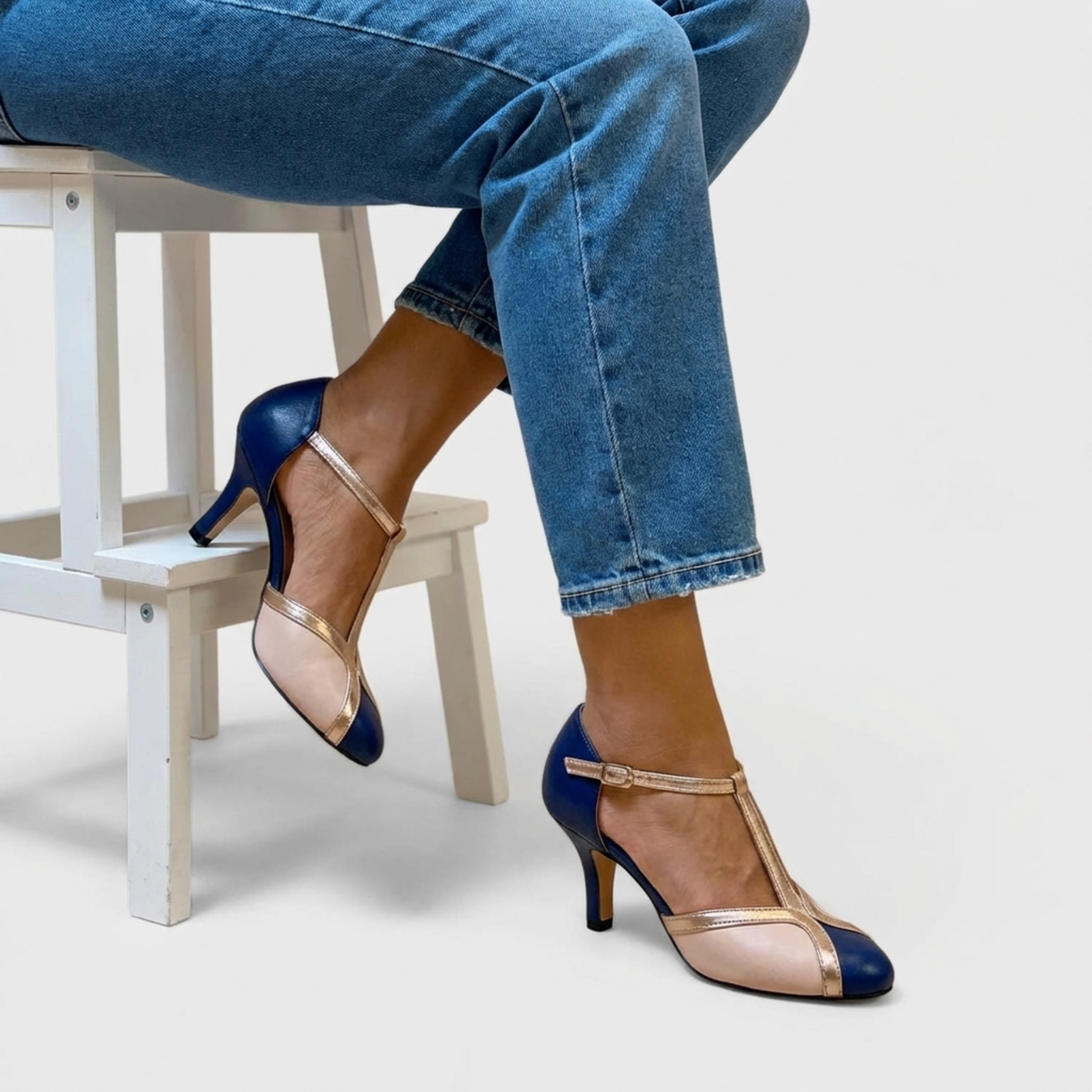 Women’s T-Bar Stiletto Pumps – Vintage-Inspired Heels for Smart Occasions