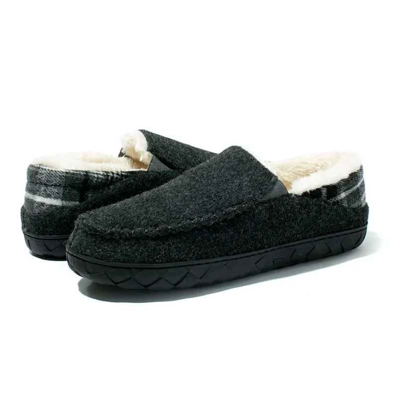 Men’s Plush-Lined Winter Slippers – Warm Non-Slip Indoor Outdoor House Shoes for Everyday Cold-Weather Comfort