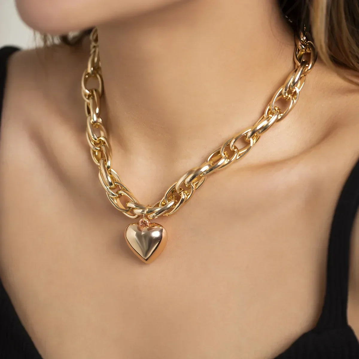 Women’s Chunky Heart Pendant Necklace – Gold-Tone Statement Link Chain with Adjustable Lobster Clasp for Everyday and Occasion Wear