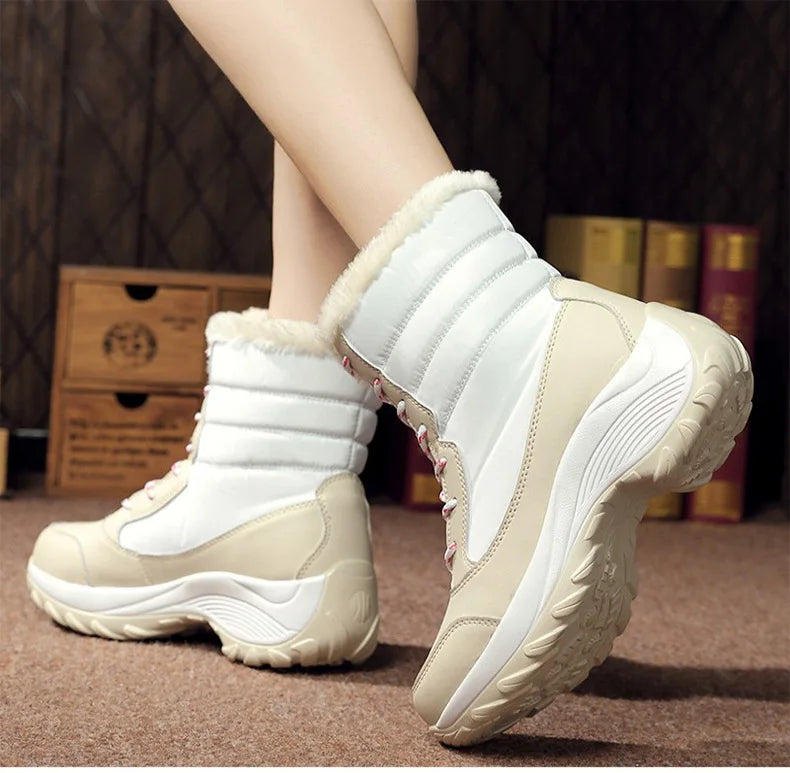 Women’s Plush-Lined Lace-Up Snow Boots – Warm Platform Winter Boots for Outdoor Wear