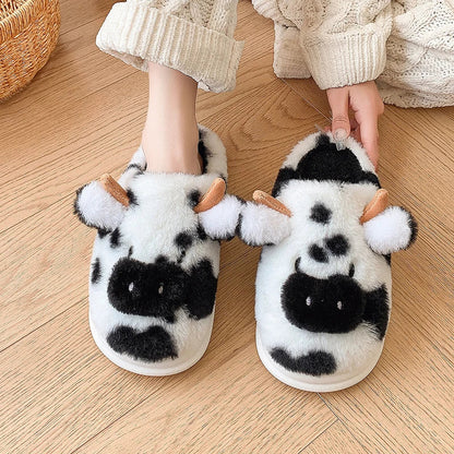 Women’s Plush Cow Slippers – Cosy Closed-Toe House Shoes with Playful Animal Design