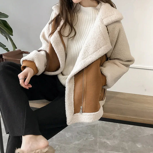 Women’s Plush Shearling-Style Aviator Jacket – Warm Winter Layer for Everyday Wear