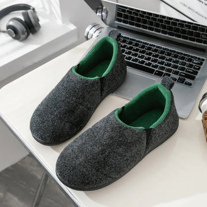 Men’s Warm-Lined Winter Slippers – Soft Cotton Non-Slip Closed-Toe Indoor House Shoes for Everyday Comfort
