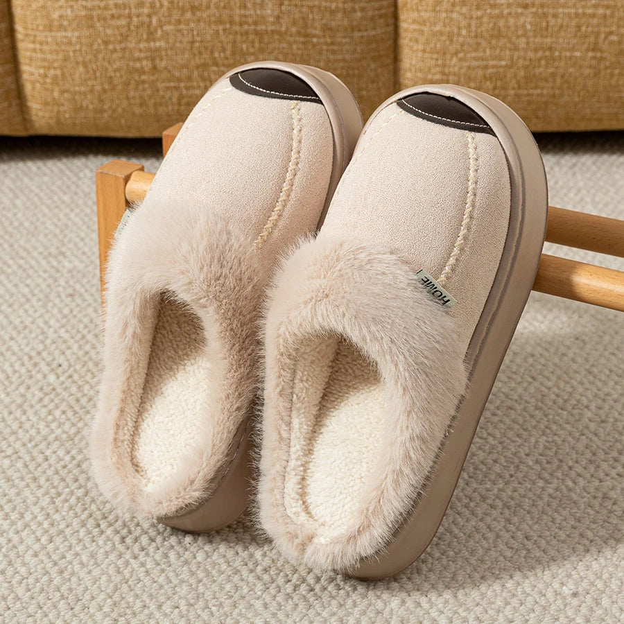 Women’s Fleece-Lined Platform Slippers – Plush-Trimmed Winter House Shoes with Contrast Stitching
