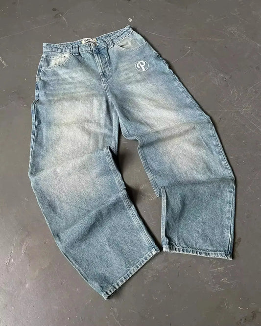 Men’s Distressed Straight-Leg Jeans – Relaxed Washed Denim with Ripped Details and Raw-Edge Finishing
