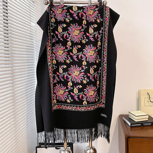 Women’s Soft Printed Winter Scarf – Oversized Fringed Wrap for Elegant Cold-Weather Layering