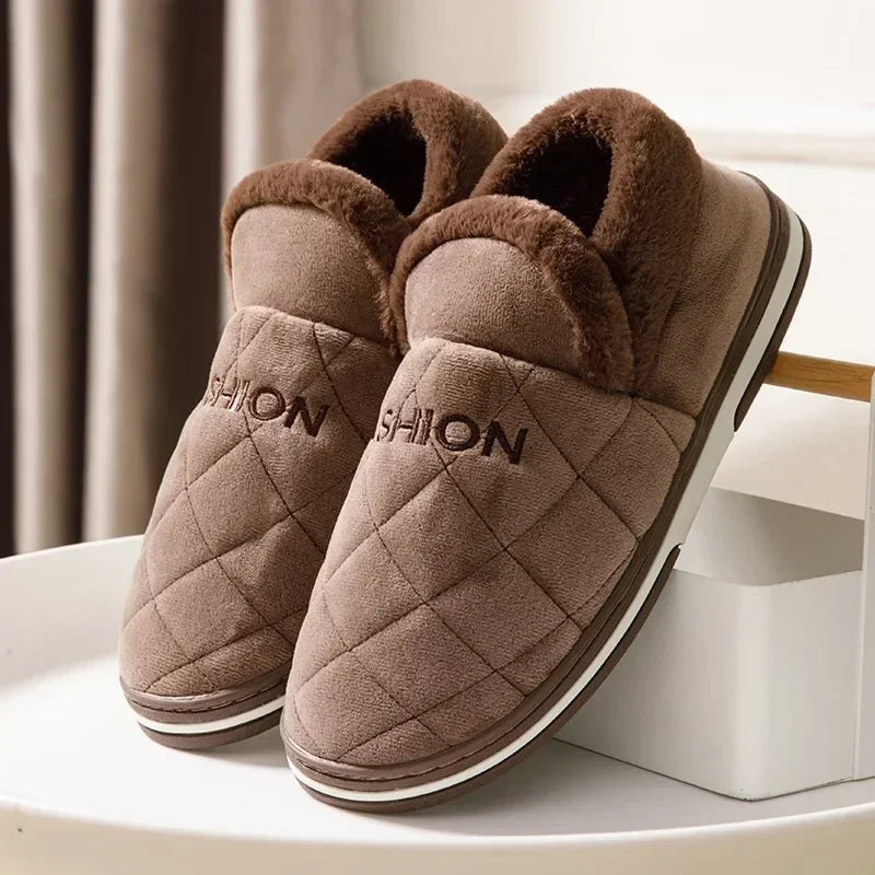 Men’s Quilted Winter Slippers – Warm Closed-Toe House Shoes with Plush Collar and Supportive Sole