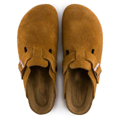 Men’s Adjustable Suede Clogs – Closed-Toe Slip-On Design with Contoured Footbed and Buckle Strap