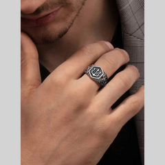 Men’s Stainless Steel Signet Ring – Vintage Statement Jewellery for Everyday Styling